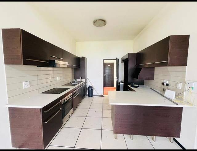 2 BEDROOM PROPERTY TO RENT IN STRELITZIA